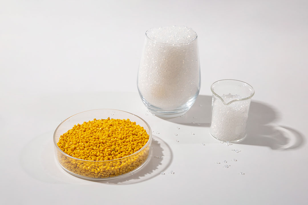 200度高溫氟塑料的應(yīng)用及注意事項(xiàng)！